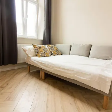 Apartament Comfy And Minimalistic- Golden Apartments- Old Town *
